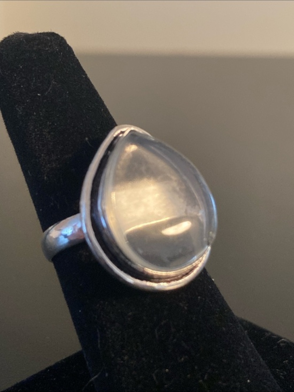 Sterling Silver Teardrop Clear Cabochon Ring  size 7